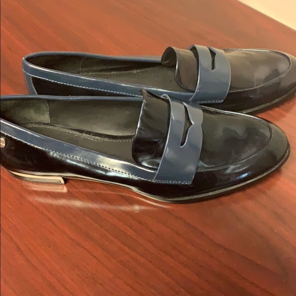 Calvin Klein loafers NWT black with navy size 7
